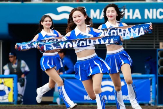 DeNAのパフォーマンスチーム「diana（ディアーナ）」【写真：小池義弘】