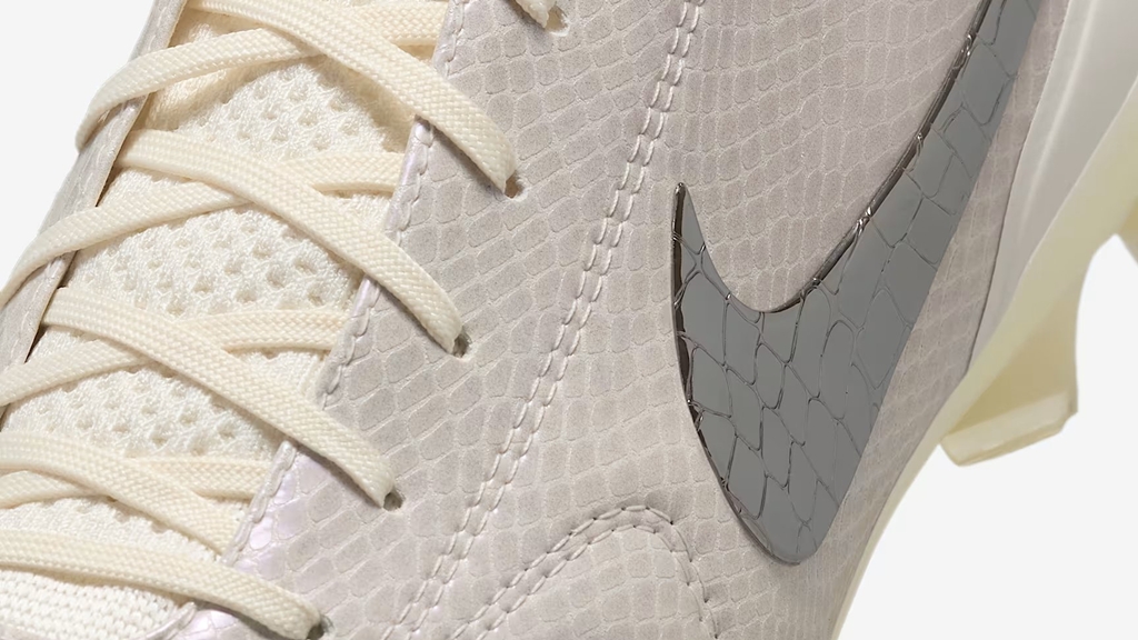 質感最強”サッカースパイク！NIKEから『ティエンポレジェンド10』の