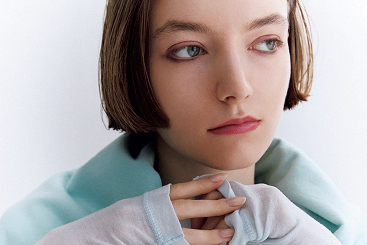 オシャレに見える「白黒使わない配色テクニック」合わない色が少ない「キレイな色の選び方」