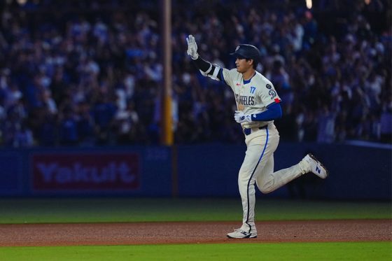 53号ソロを放ったドジャース・大谷翔平【写真:荒川祐史】