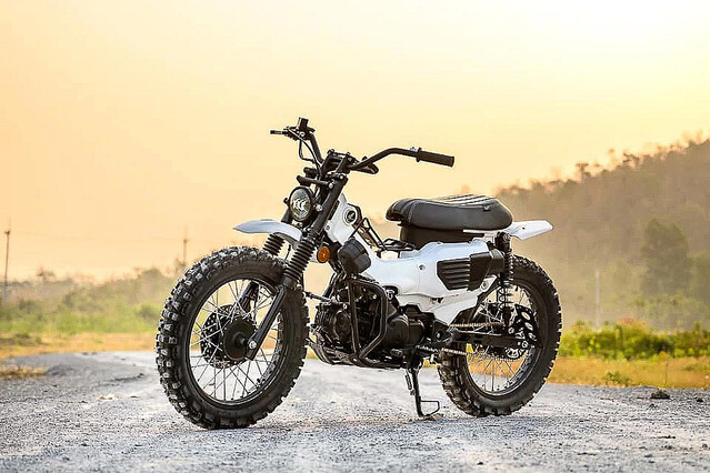 訳あり スーパーカブ 即乗り可能！ギア修理要＋付属品多数 訳あり スーパーカブ 即乗り可能！ギア修理要＋付属品多数 ホンダ、新