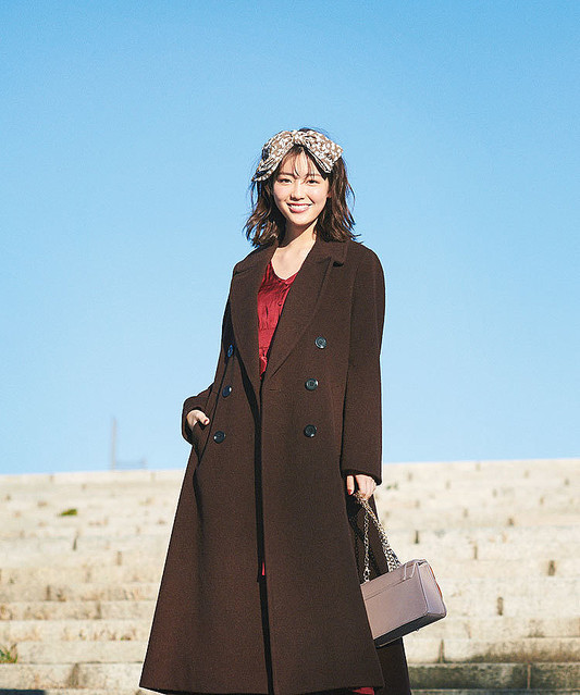 メンズが本能的に求める色は 赤 だった 色っぽデートコーデ3選 Peachy ライブドアニュース