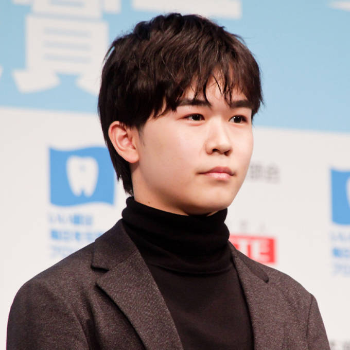 
          �������顢����ʡ�Ȥ�YouTube����򤭤ä������Ѳ������ط��Ȥϡ��֤ߤ�ʤǷҤ��äơġ�
        