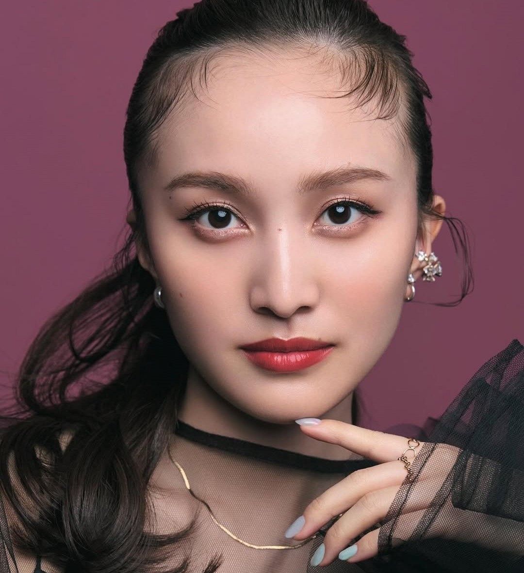 ももいろクローバーz 百田夏菜子赤レッド夏菜子ももクロ