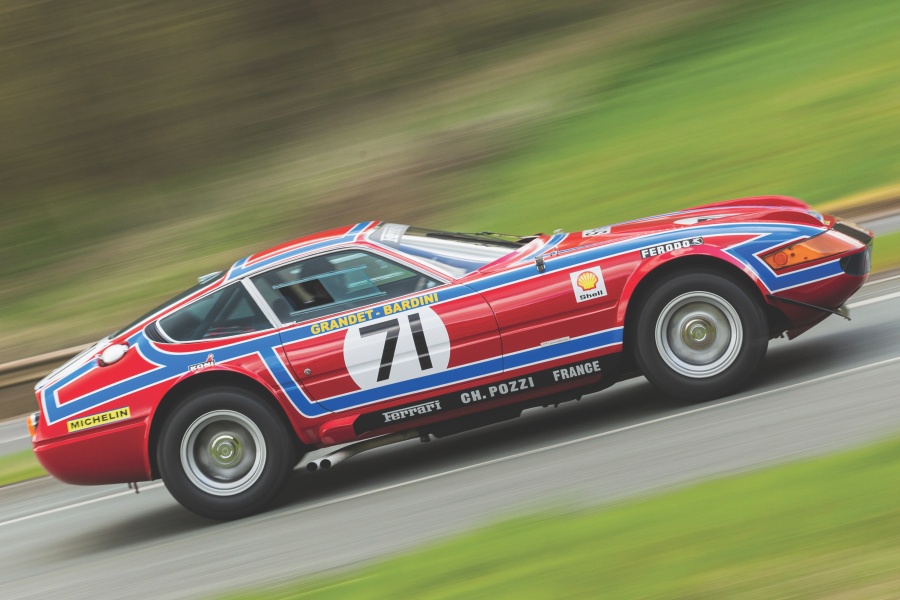 FRの通称デイトナ フェラーリ365 GTB/4 ベルリネッタ／スパイダー