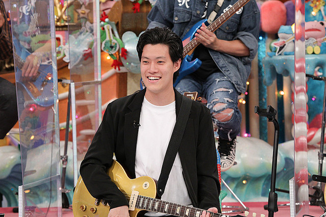 粗品直伝の エモい コード進行 今夜のアメトーーク は ギター芸人 ライブドアニュース