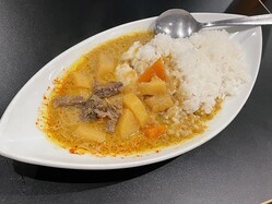 
			幡ケ谷時代に愛されたラムカレーがまた食べられる！ ラム好きが通うモンゴル料理店が調布に移転オープン
		