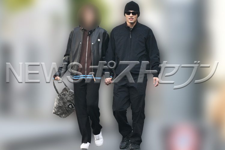 俳優の水上恒司が年上女性と結婚した（写真は2025年11月）