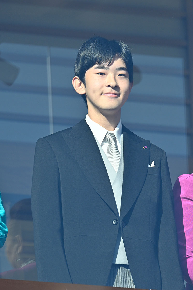 新年一般参賀で男が公然わいせつ疑い 佳子さまも目が点になったか