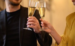 �ֻͳ����ѡפ�ʣ���ʼ��֤Ȥϡ�