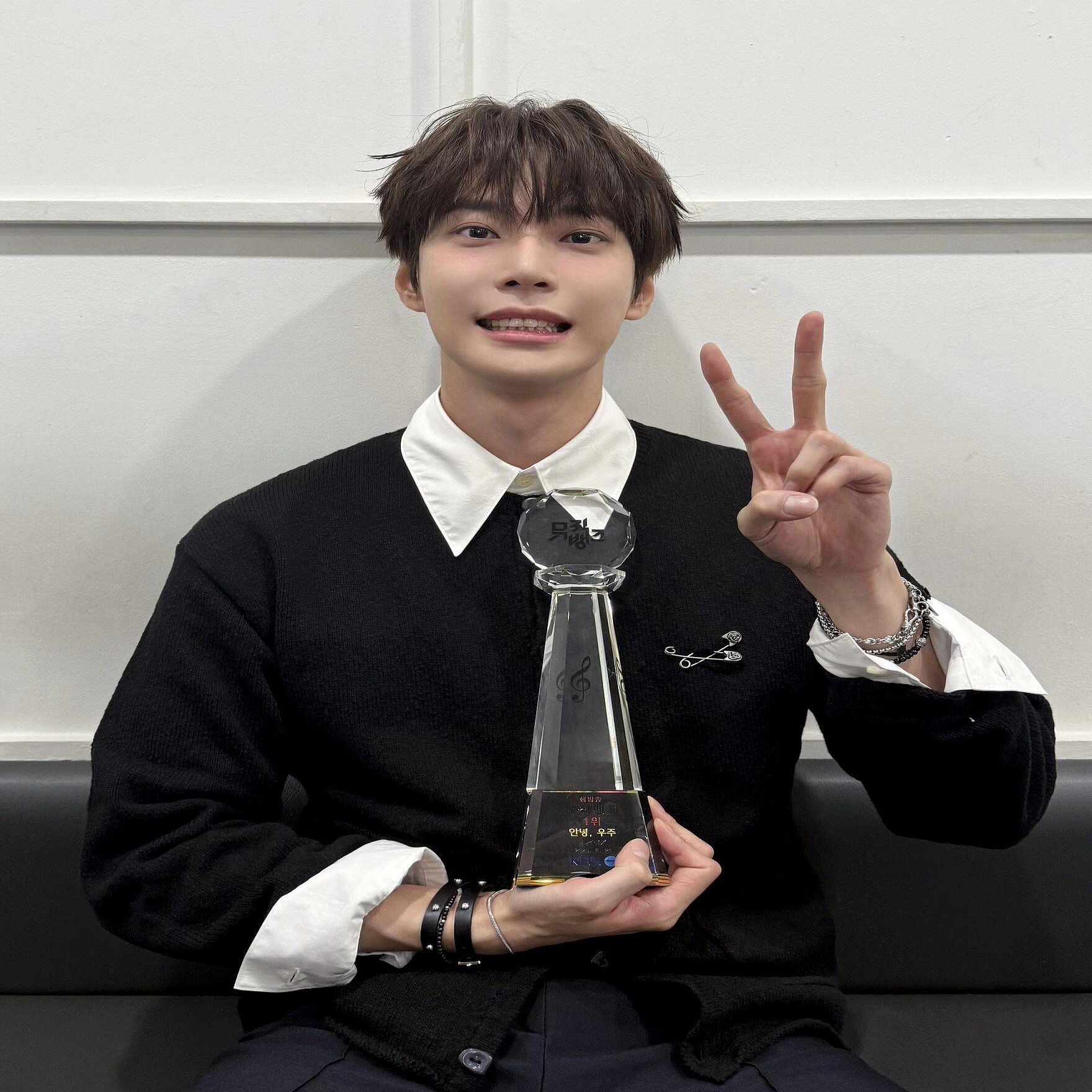 NCT・ドヨン「音楽番組で1位になったら寄付」と公約 3冠