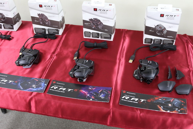 �����ߥ󥰥ǥХ����᡼�����Τ�Mad Catz�����衪�������������Ƥϥ����ߥ󥰥ޥ������顪