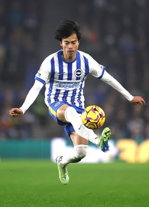 三笘薫 フィットネスグッズ三球王】幻のリミテッドモデル]三笘薫