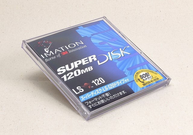 IMATON SUPER DISK スーパーディスク240MB メディア付 ASCII.jp