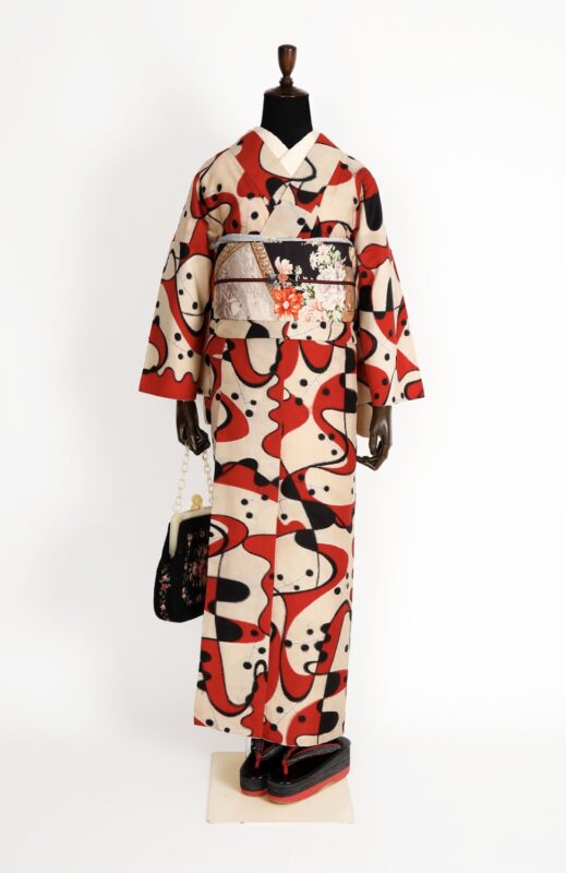 レトロモダンな和装の世界！着物「銘仙」の世界を堪能する特別展「大正