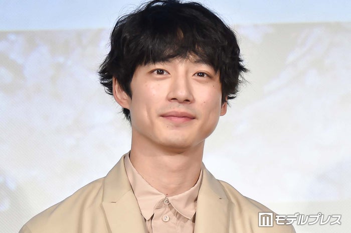 坂口健太郎(C)モデルプレス