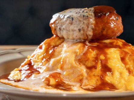 オムライス オムライス専門店「ESPRESSO D WORKS yellow 渋谷」のライブ感抜群！目