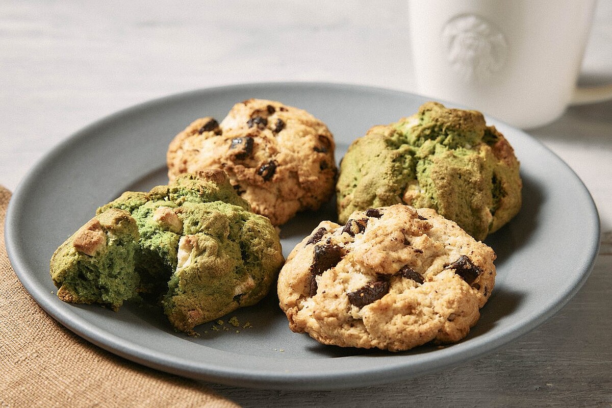 【スタバ】定番スコーンをリニューアル、バターの風味豊かな味わい・さくっとした食感のバランスを追求