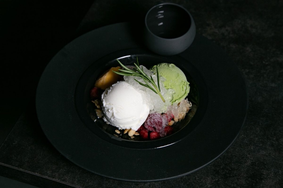 
			昼も夜も時間を忘れる大人の隠れ家。こだわりのカクテルとアルコールスイーツで、心ほどけるひとときを（東京・渋谷）
		