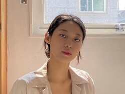 すごい服ですね Aoaソリョンが 大胆トップス で美貌をアップデート Photo ライブドアニュース