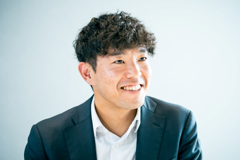サッカー・室粼雄斗さん｜現役選手×営業成績新人トップ　地域リーガーから見たデュアルキャリアの未来と可能性