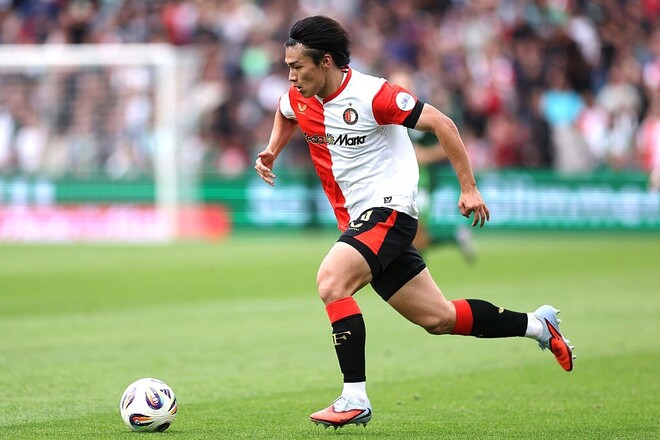 ヘラクレス戦では前半だけでハットトリックを達成した上田。(C)Getty Images