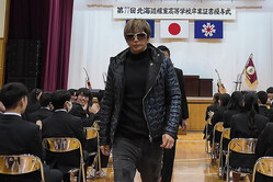 �ֺ�����ʹ�����ʤ��ʤäƤ�����GACKT����������16����´�ȼ��饤�֡Ⱥ����Ǥΰ��ѡ�