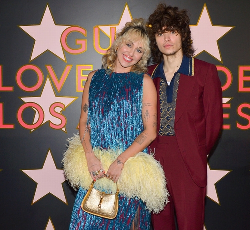 アメリカの歌手、日本旅行中に恋人から「すごく驚いた」出来事が