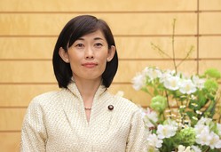 五輪担当相に再任された丸川珠代 過去の強烈なヤジや日本会議との関係を振り返る ライブドアニュース