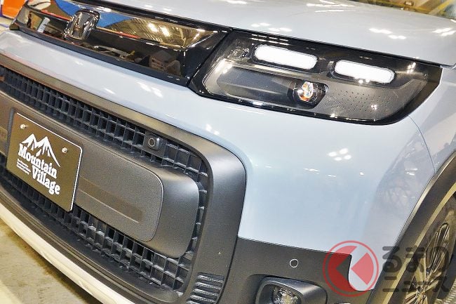 コンパクトなミニバンでも車中泊はできる 東京キャンピングカーショーで