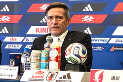 �ʤǤ�������ѥ�Υ˥륹���ˡ��륻����ġڼ̿���FOOTBALL ZONE�Խ�����