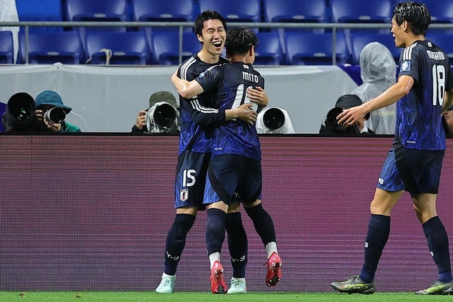 鎌田は２ゴールを挙げるなど圧巻のパフォーマンスだった。写真：梅月智史（サッカーダイジェスト写真部）