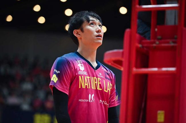 バレーボールユニフォーム柳田将洋モデル プロバレーボール選手 柳田将