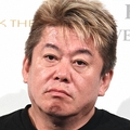 堀江氏「腹立つから」意味深投稿