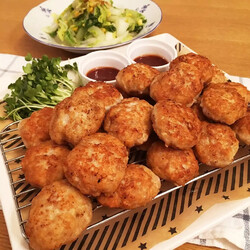 ����ʤηܤҤ����ǡ�����2�ĤǺ��դ�դ�֥�����ʥ��åȡ�