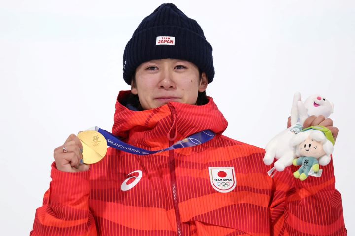 戸塚優斗が涙ながらに金メダル掲げる「歴史上に残る決勝」