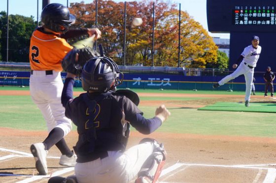 大会で始球式を行った元ヤクルト・宮本慎也氏【写真：尾辻剛】