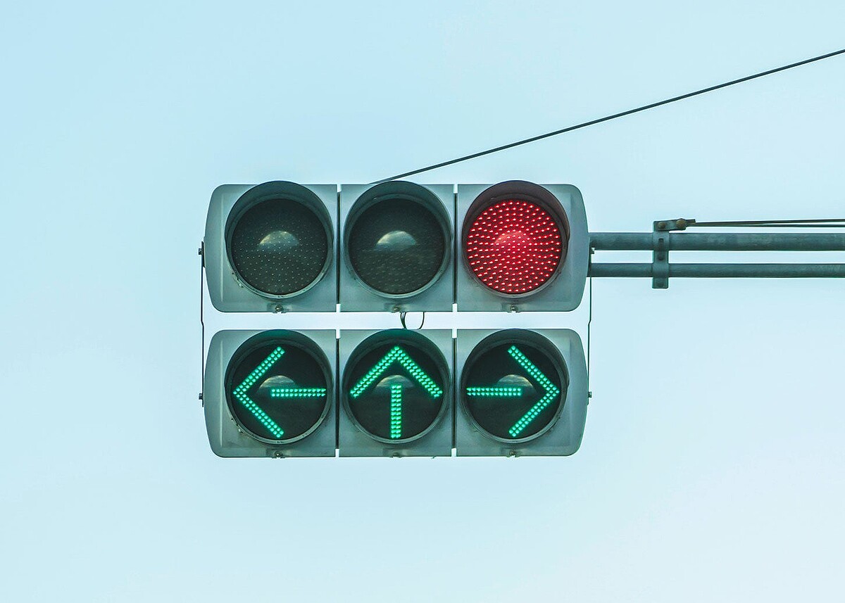 矢印信号機 本物 点灯可能 ②