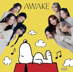 NiziU、1stミニアルバム「AWAKE」各形態のジャケット写真を公開!スヌーピーとのコラボジャケットも