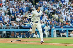 ジャイアンツ戦で本塁打を放ったドジャース・大谷翔平【写真:Getty Images】
