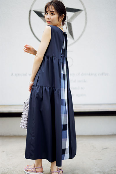 8 22のコーデ 日曜日は楽チンなのにきちんと見えさせてくれるブルーレーベルのワンピが頼り Peachy ライブドアニュース