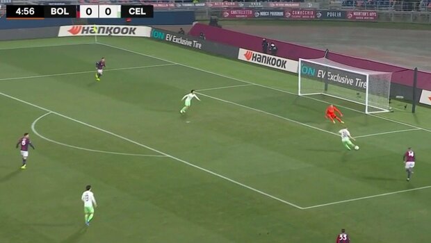 前田&旗手の連携でGK翻弄