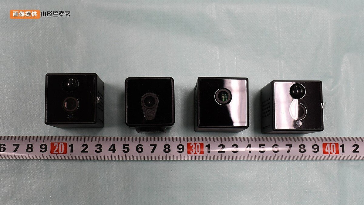 女性アイドルトイレ盗撮 