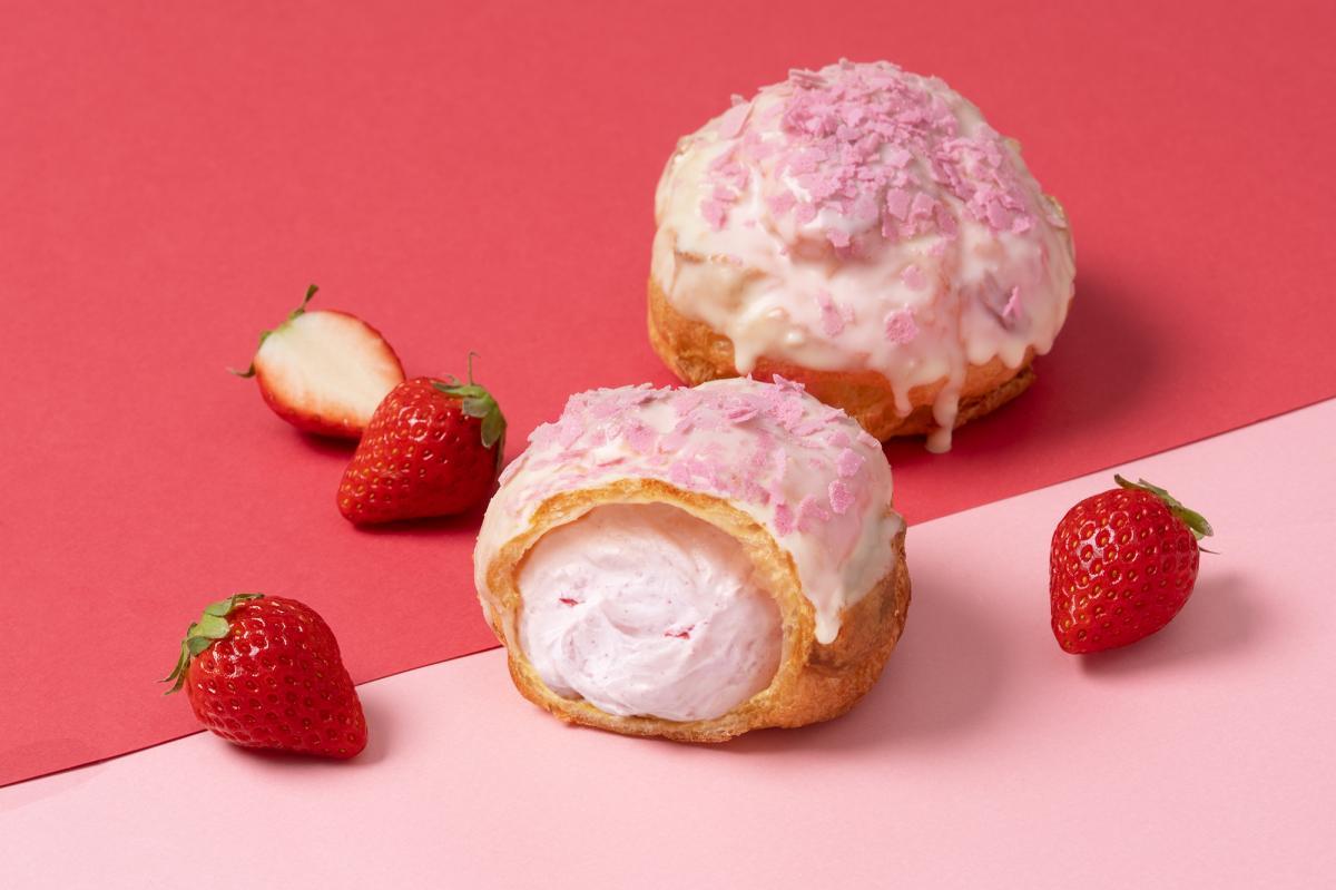 ビアードパパから春にぴったりの「苺ホワイトチョコシュー」が出たよザクザク食感の「クッキーアンドクリームシュー」も見逃せない。