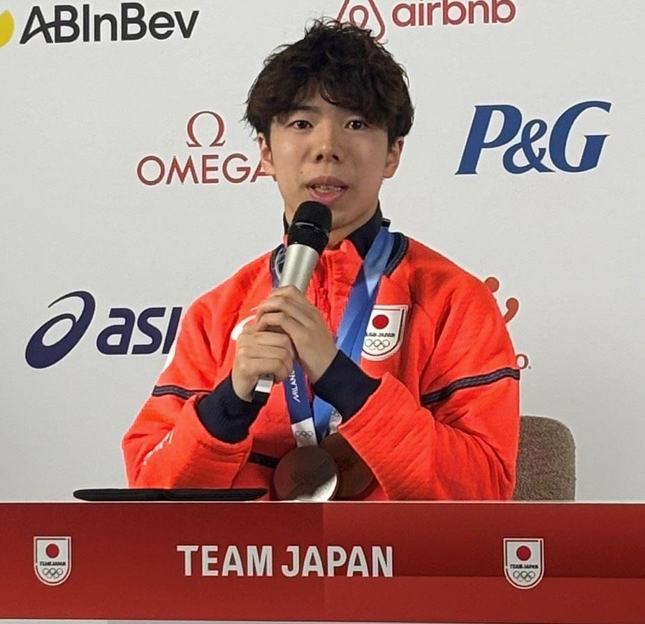 会見した佐藤駿