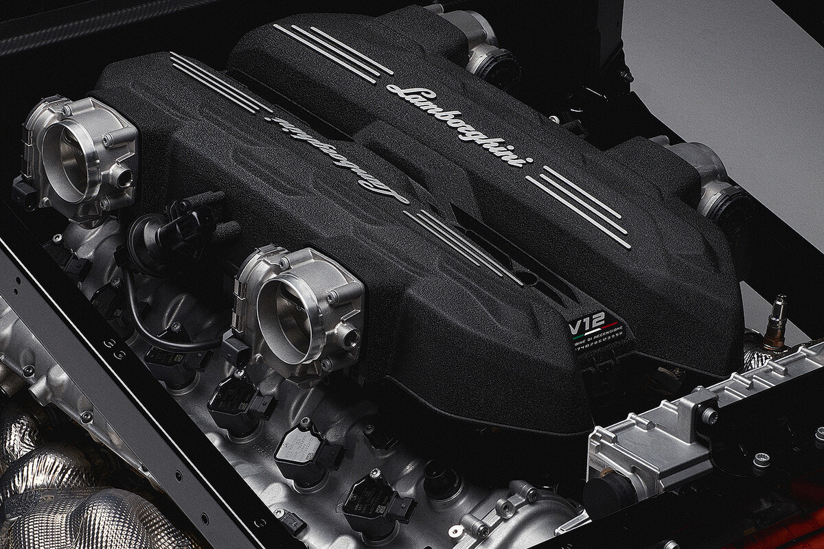 すぐ壊れるし……」何千万円も出してガレージで眺めるだけ