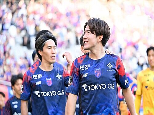 FC東京・佐藤龍之介がバレンシアに到着、まもなく正式契約へ「とても