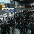 新千歳空港で7000人が一夜明かす