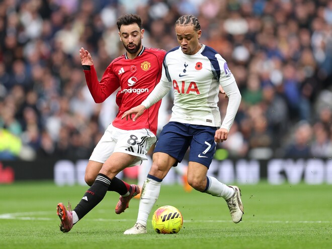 �ȥåƥʥ�ȥ�ʥ��ƥåɤΥ�����ϰ���ʬ���˽���ä�����C��Getty Images