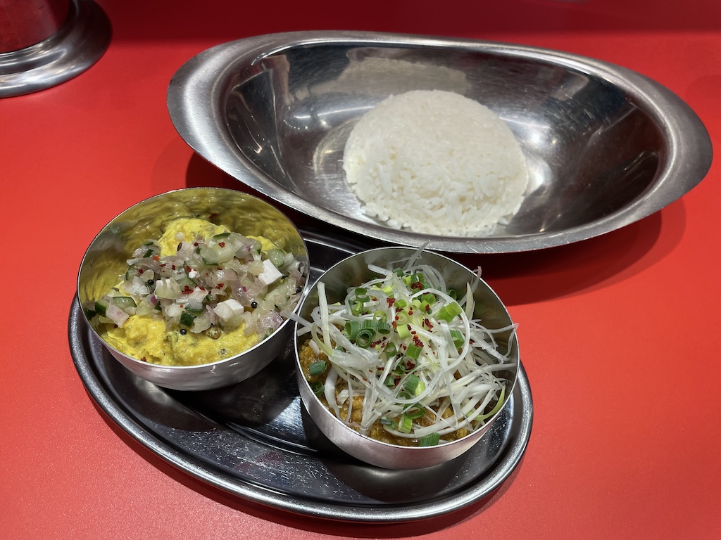 
			žƤäѤȥɡ ο͵졼Ź˥塼륪ץ
		